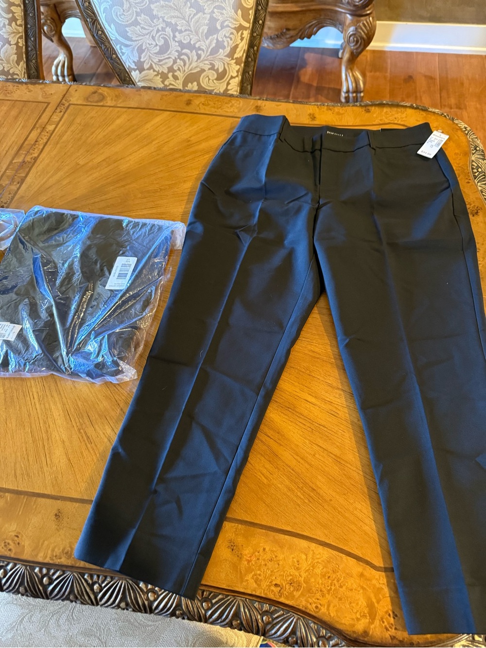 Roz and Ali (Dress Barn) dress pants ankle pants